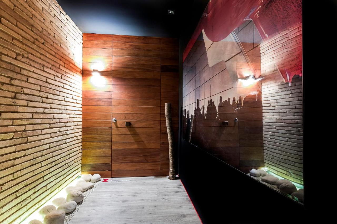 סרגוסה Zrooms&Suites Hostel Boutique מראה חיצוני תמונה